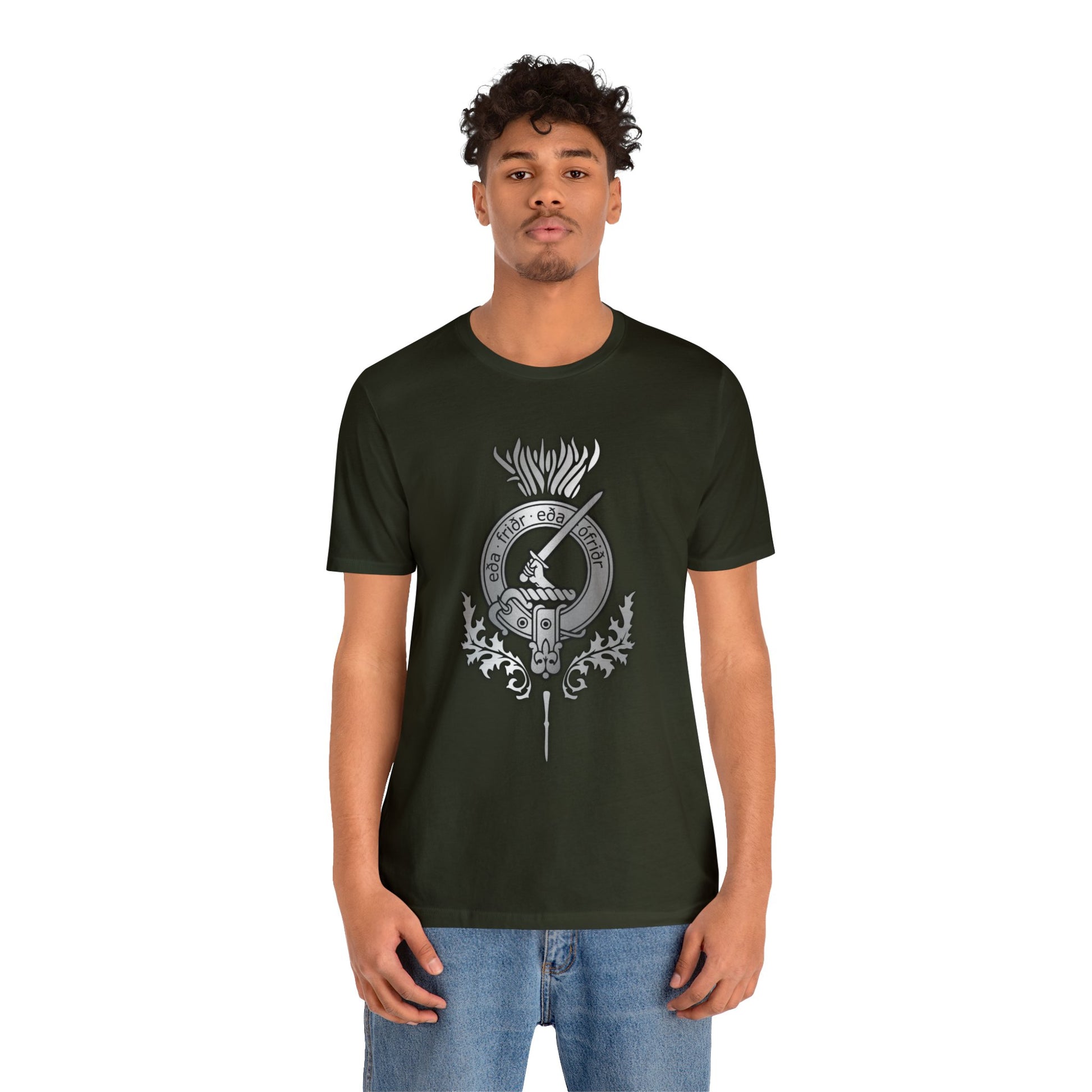 Clan Gunn Crest & Thistle | Unisex T-Shirt