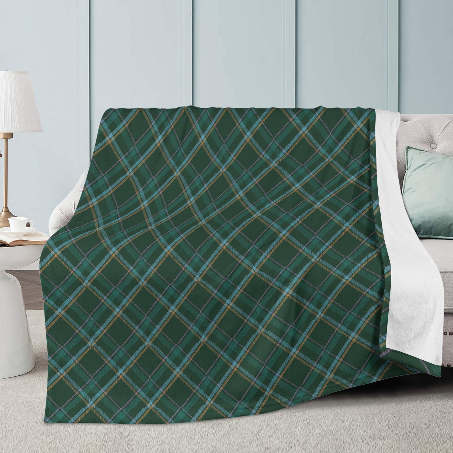 HW Tartan Fleece Blanket