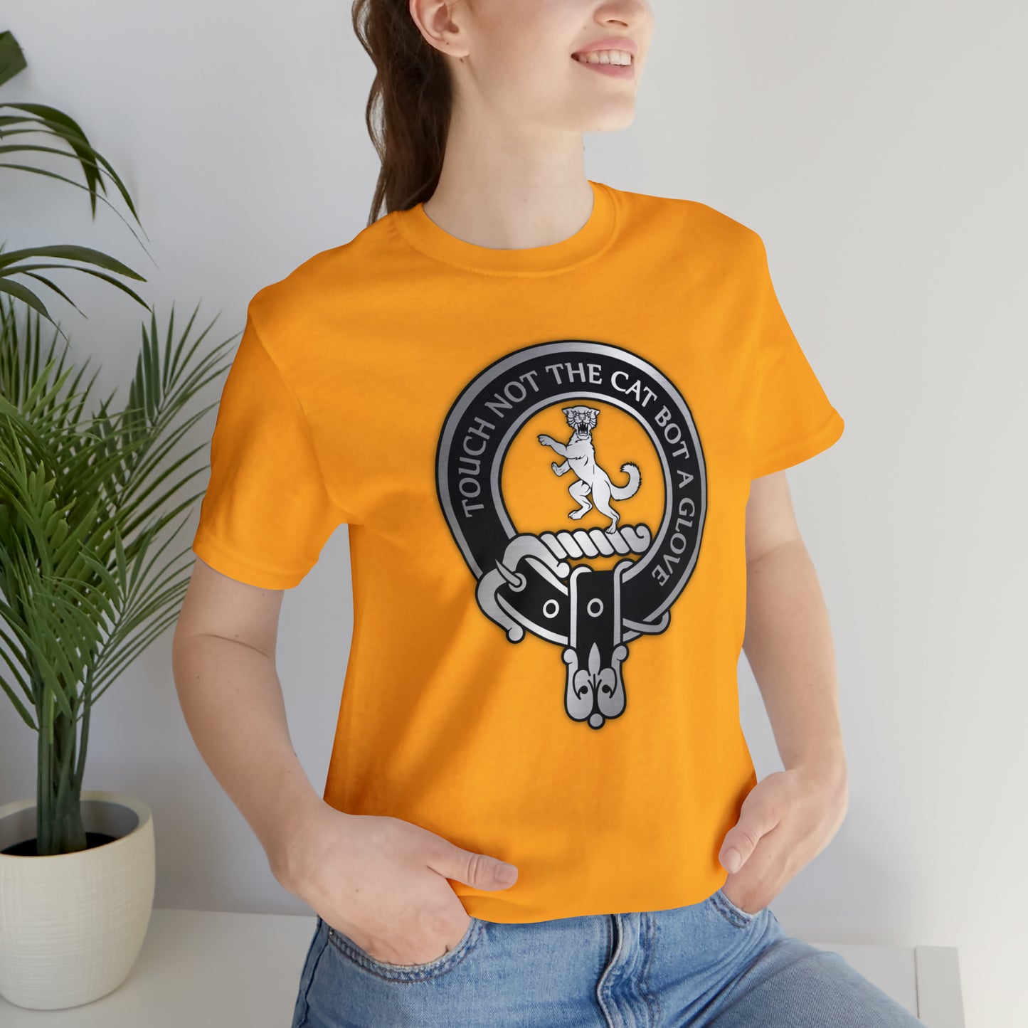 Clan MacIntosh | MacKintosh Crest | Unisex T-Shirt