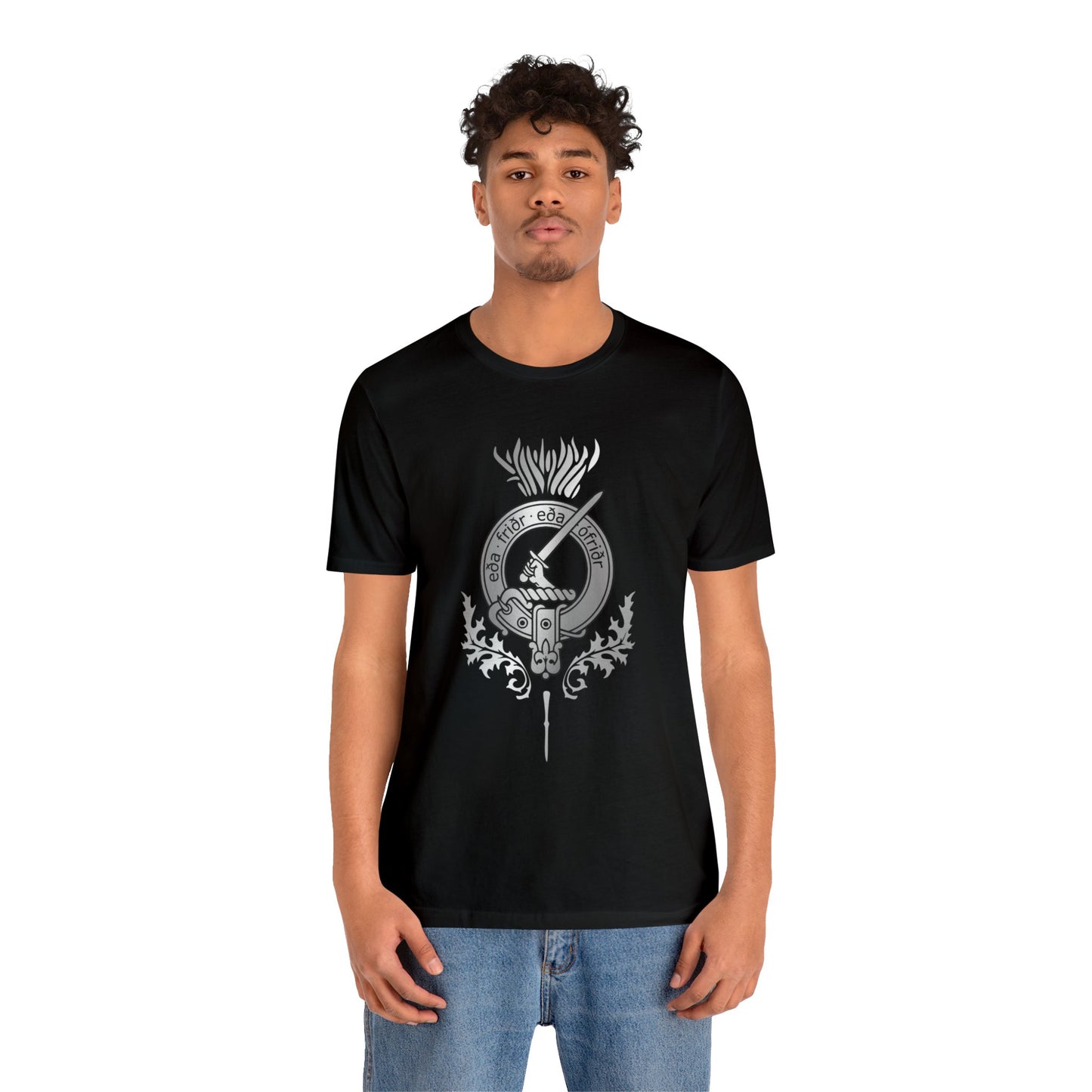 Clan Gunn Crest & Thistle | Unisex T-Shirt