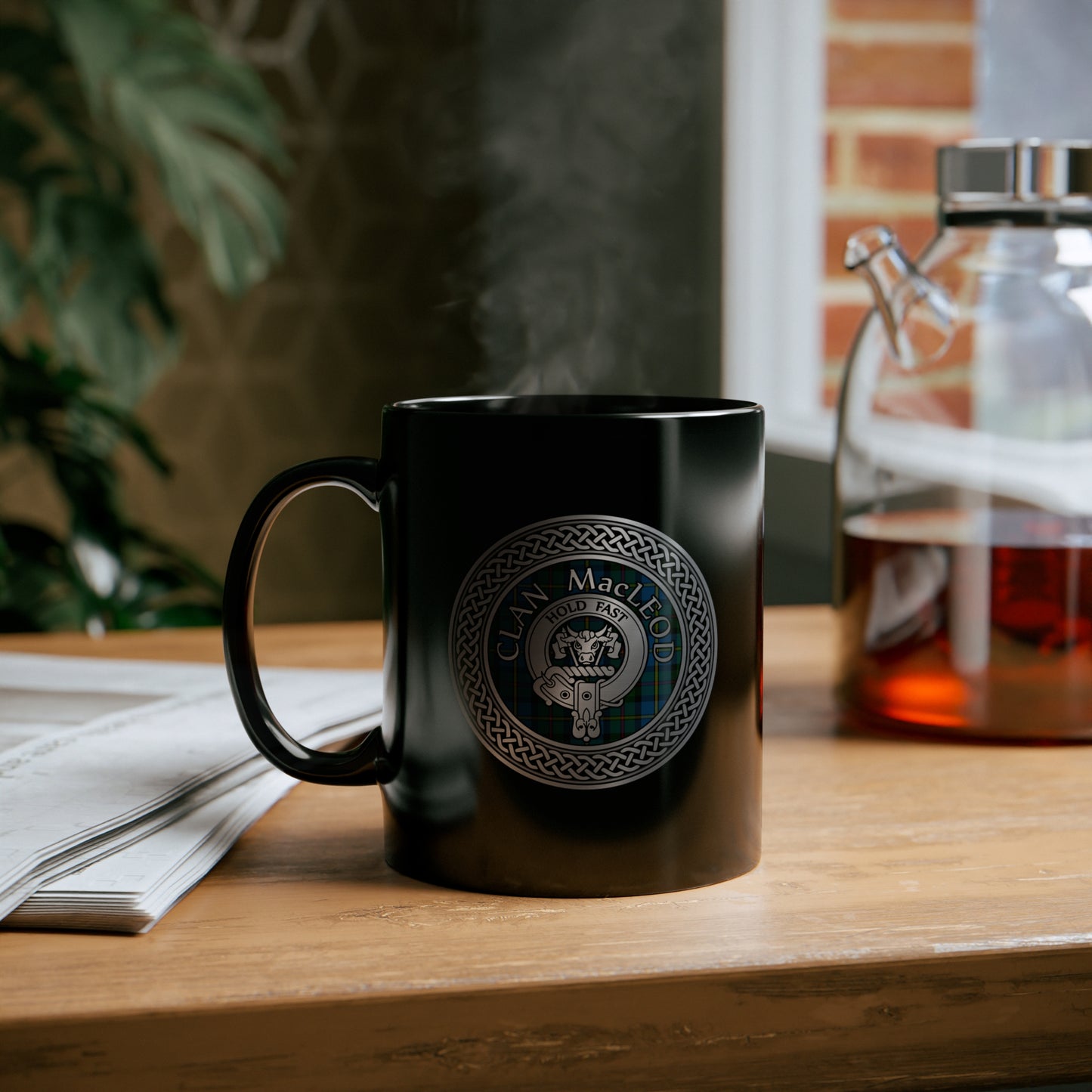 Clan MacLeod Crest & (Harris) Tartan 11oz Black Mug