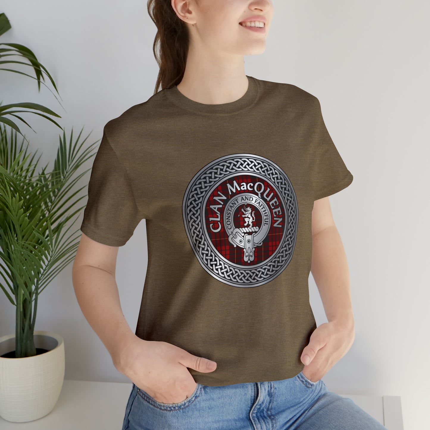 Clan MacQueen Crest & Tartan Knot | Unisex T-Shirt