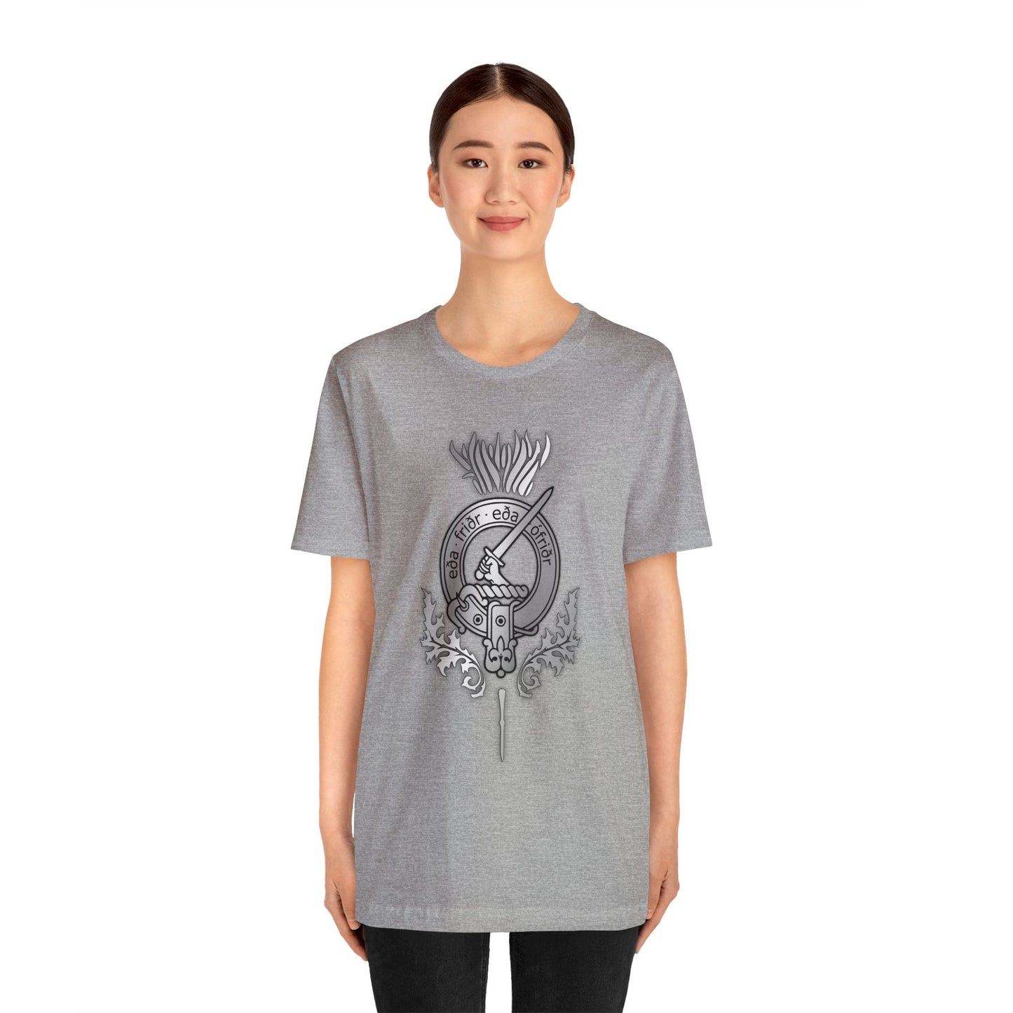 Clan Gunn Crest & Thistle | Unisex T-Shirt