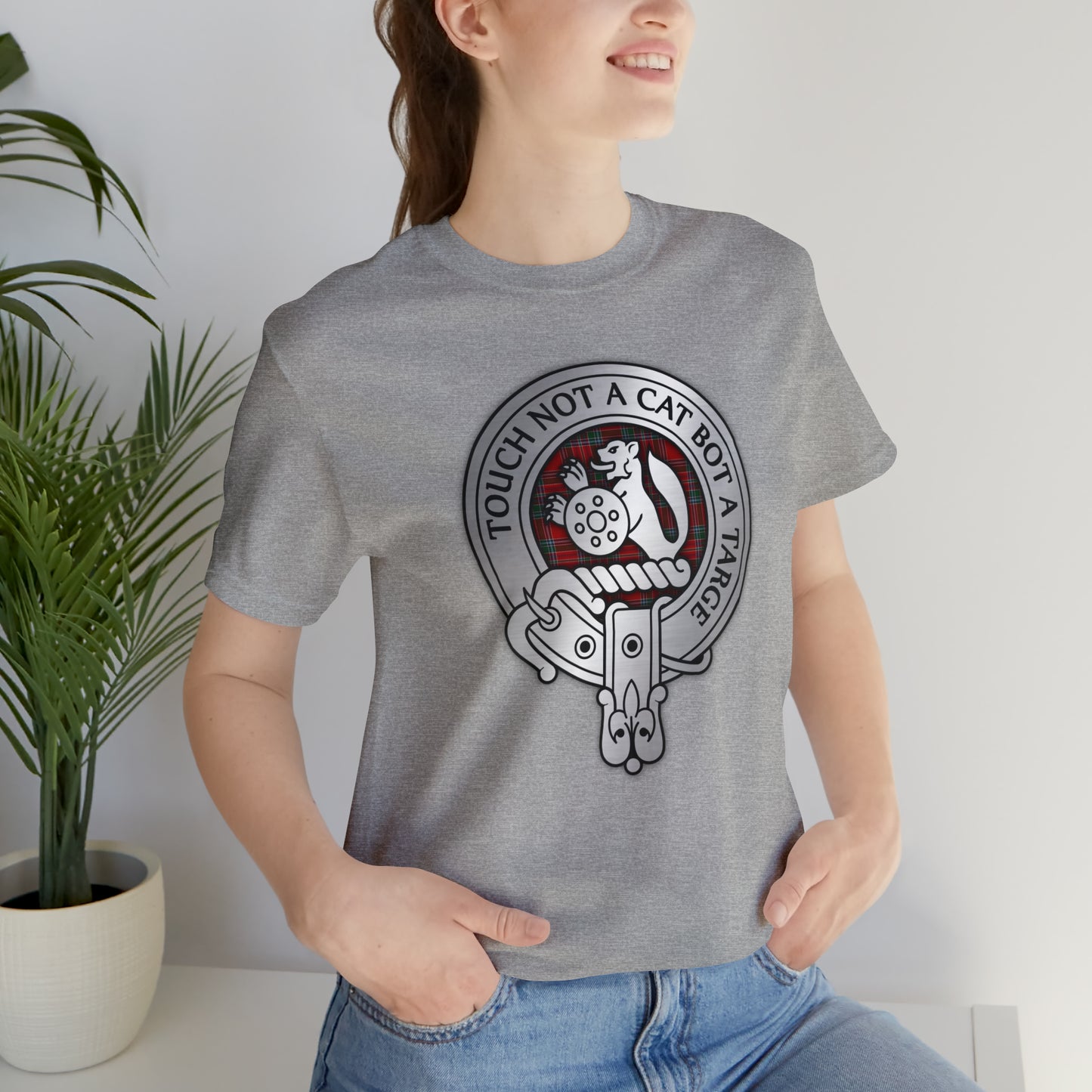 Clan MacBean | MacBain Crest & Tartan | Unisex T-Shirt