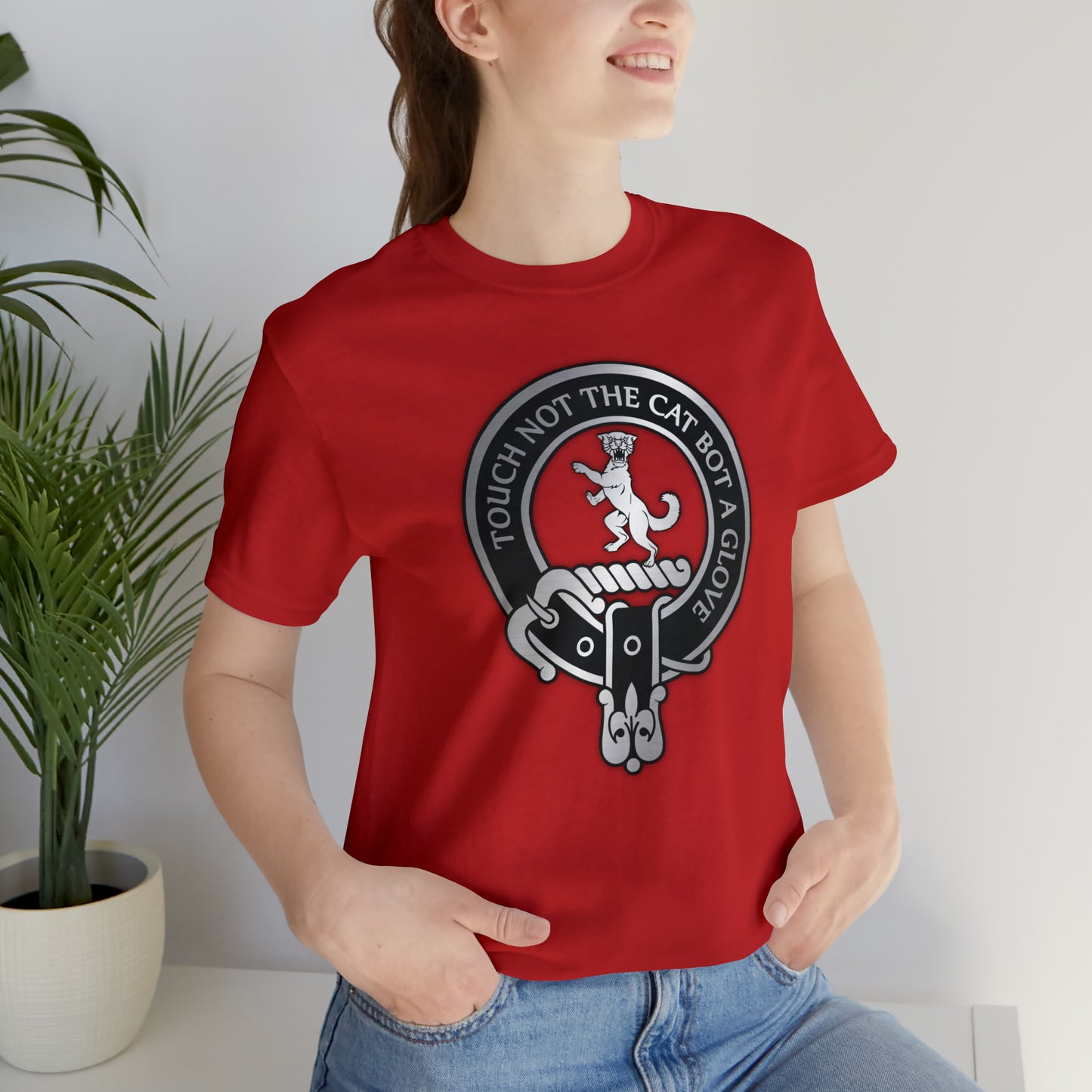 Clan MacIntosh | MacKintosh Crest | Unisex T-Shirt