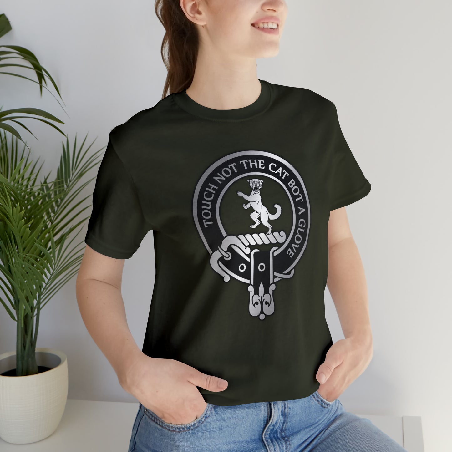 Clan MacIntosh | MacKintosh Crest | Unisex T-Shirt