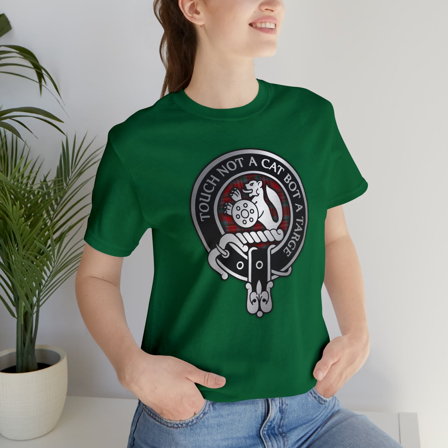 Clan MacBean | MacBain Crest & Tartan Knot | Unisex T-Shirt