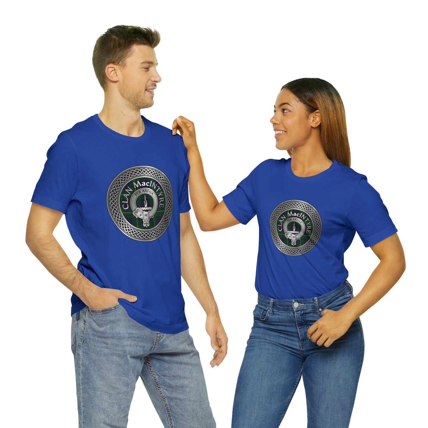 Clan MacIntyre Crest & Tartan Knot | Unisex T-Shirt