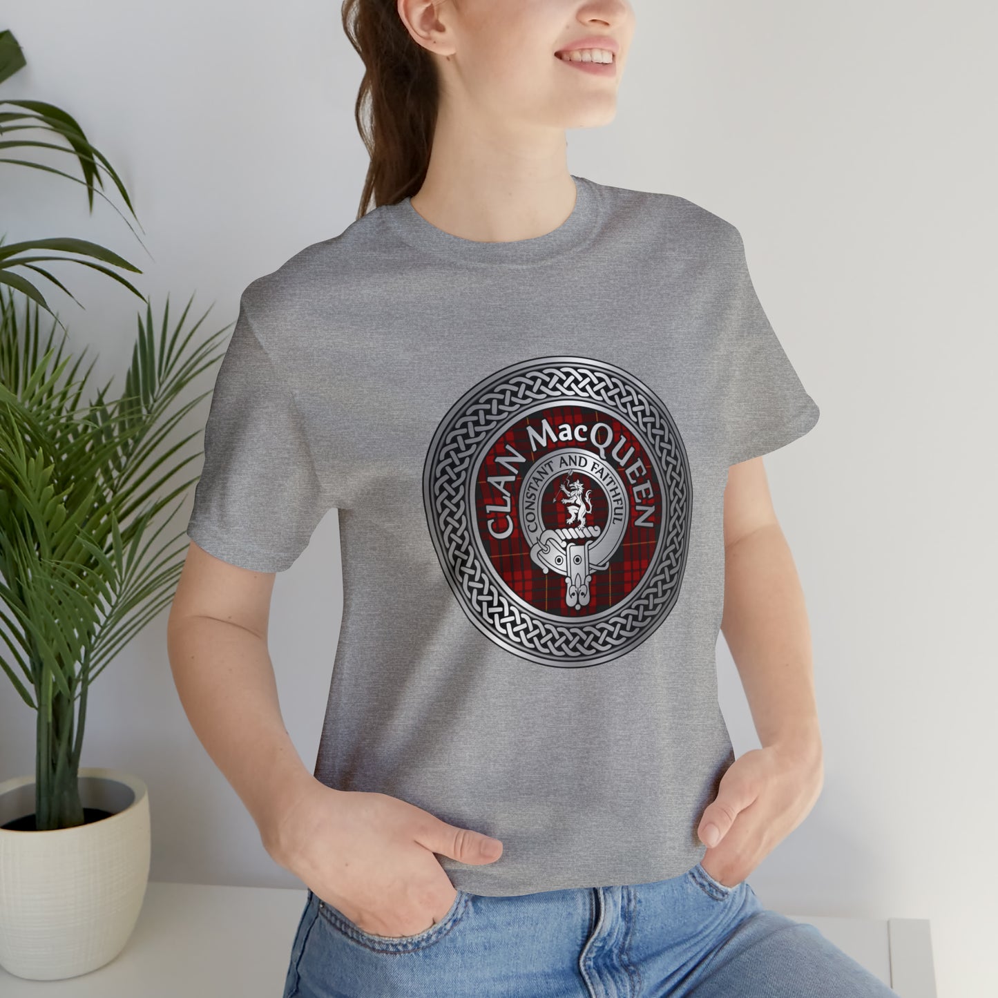 Clan MacQueen Crest & Tartan Knot | Unisex T-Shirt