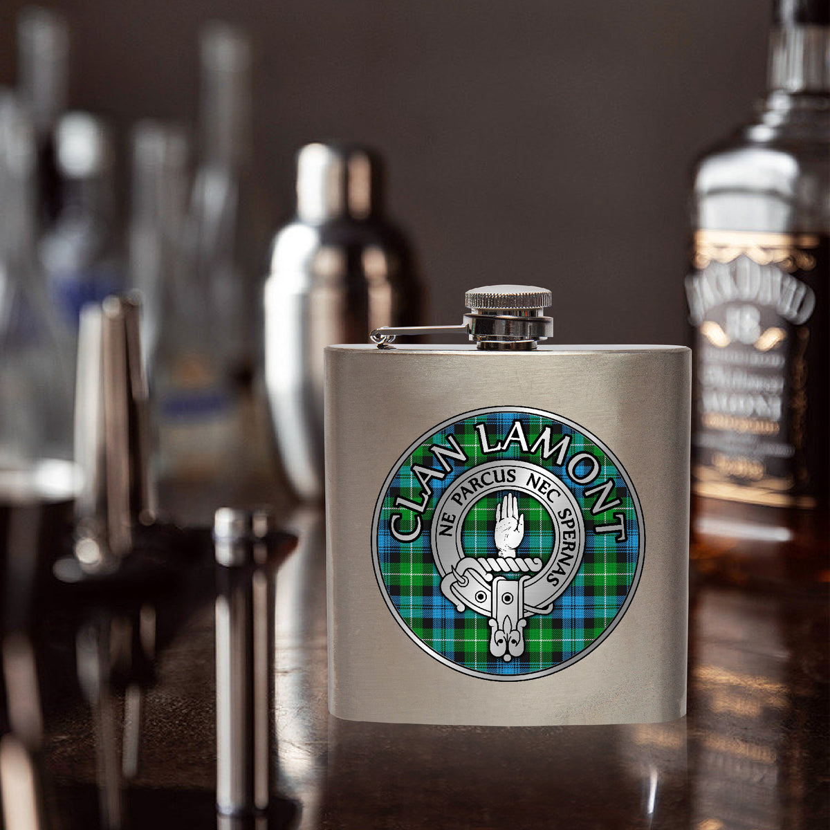 Clan Lamont Crest & Tartan 7oz Stainless Steel Hip Flask