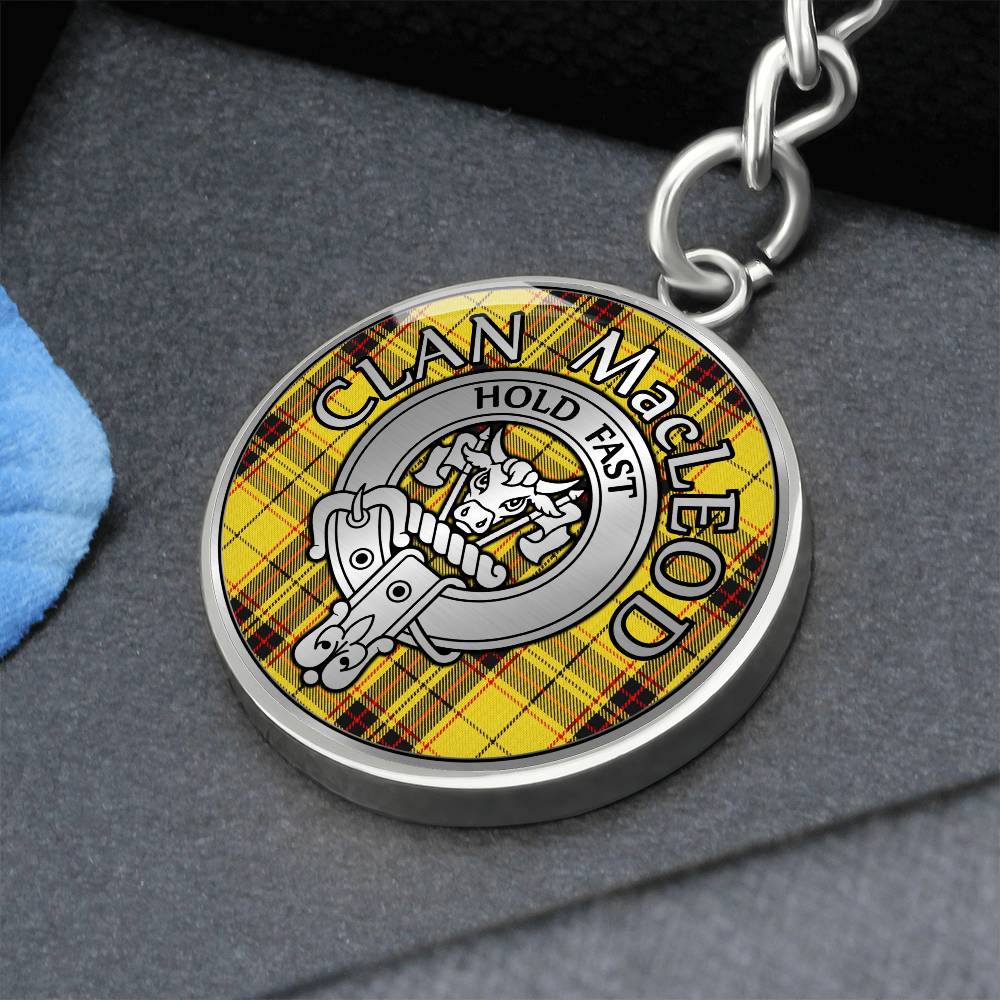 Clan MacLeod Crest & Tartan Pendant Keychain