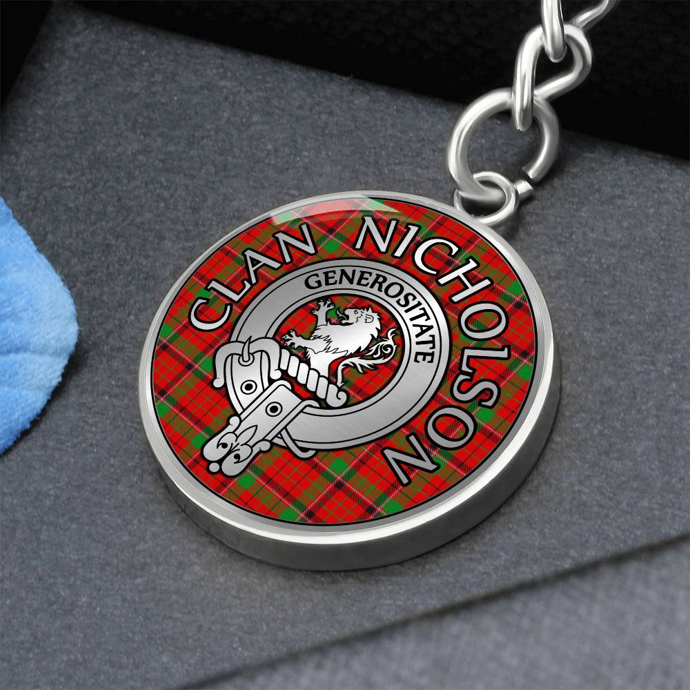 Clan Nicholson Crest & Tartan Pendant Keychain