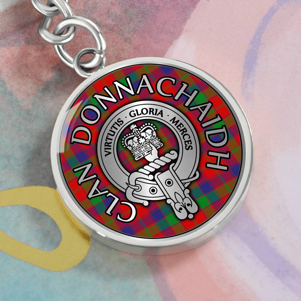 Clan Donnachaidh Crest & Tartan Pendant Keychain