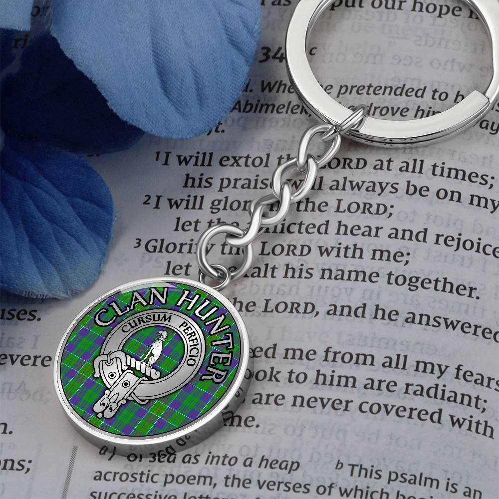 Clan Hunter Crest & Tartan Pendant Keychain