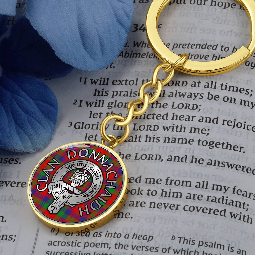 Clan Donnachaidh Crest & Tartan Pendant Keychain