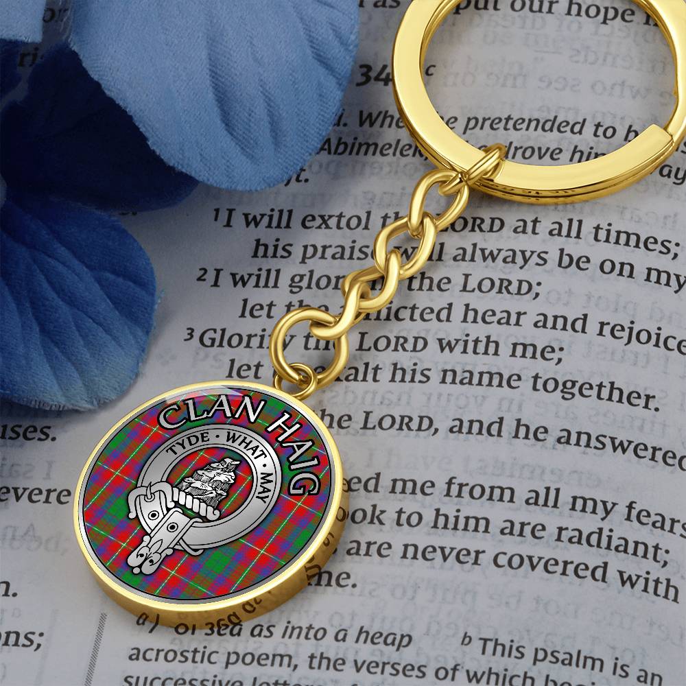 Clan Haig Crest & Tartan Pendant Keychain