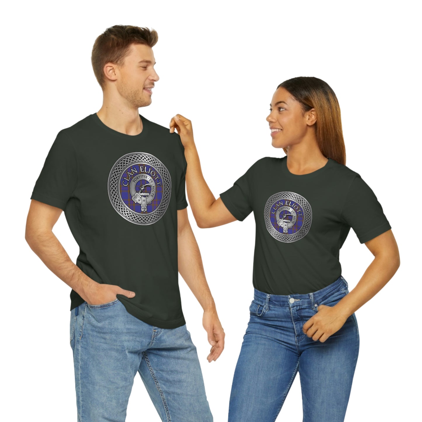 Clan Eliott Tartan & Crest in Celtic Knot T-Shirt