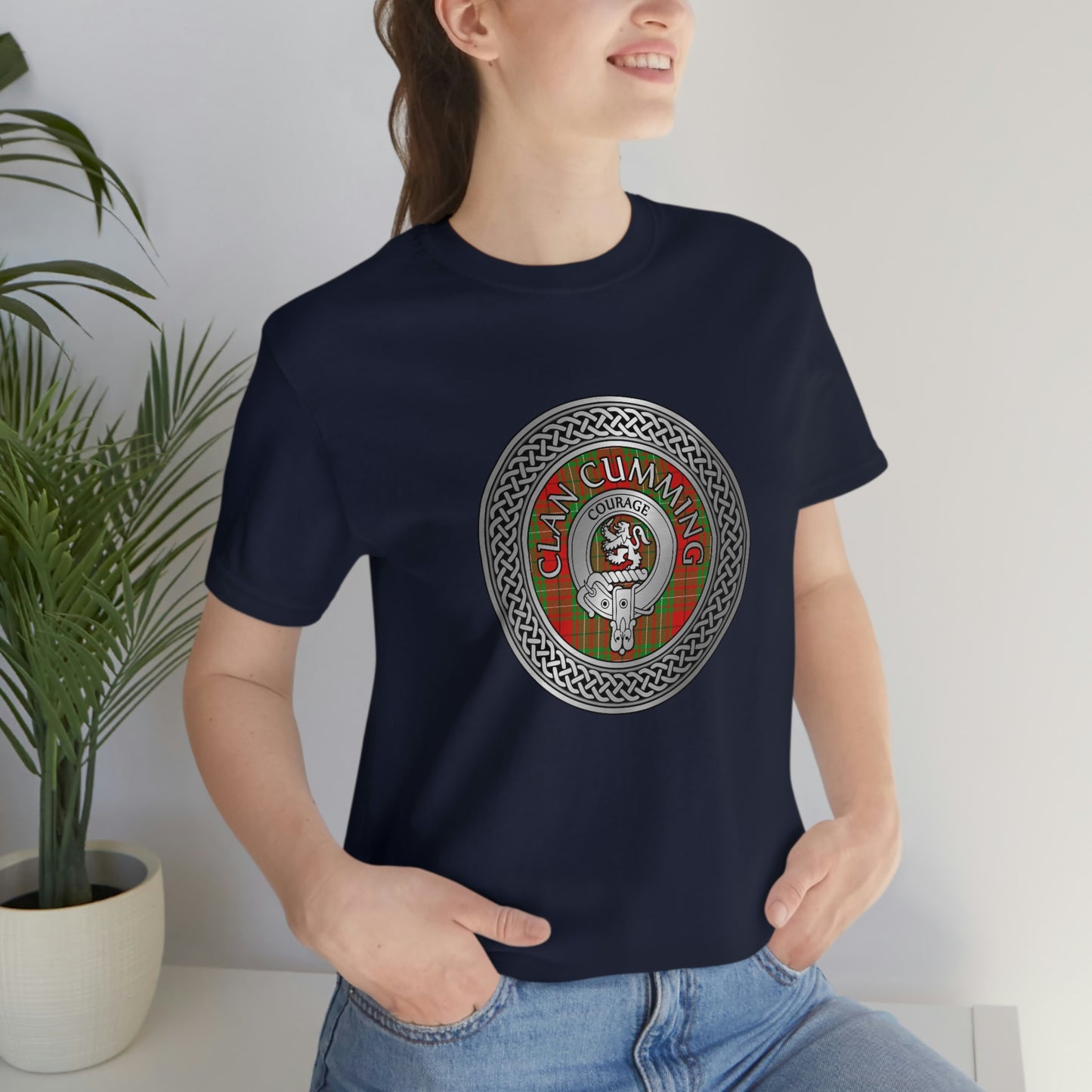 Clan Cumming Crest & Tartan Knot T-Shirt