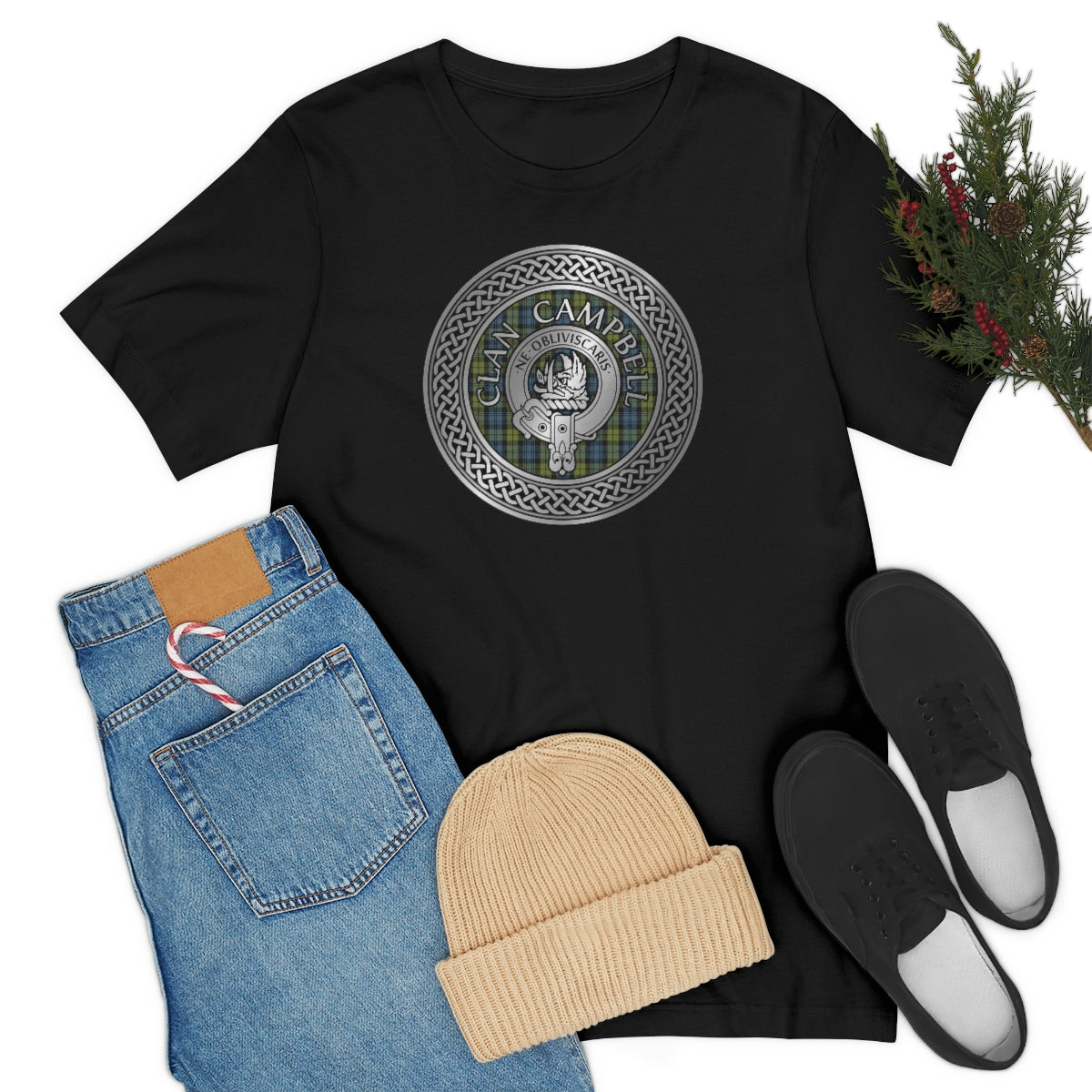 Clan Campbell Crest & Tartan in Celtic Knot T-Shirt