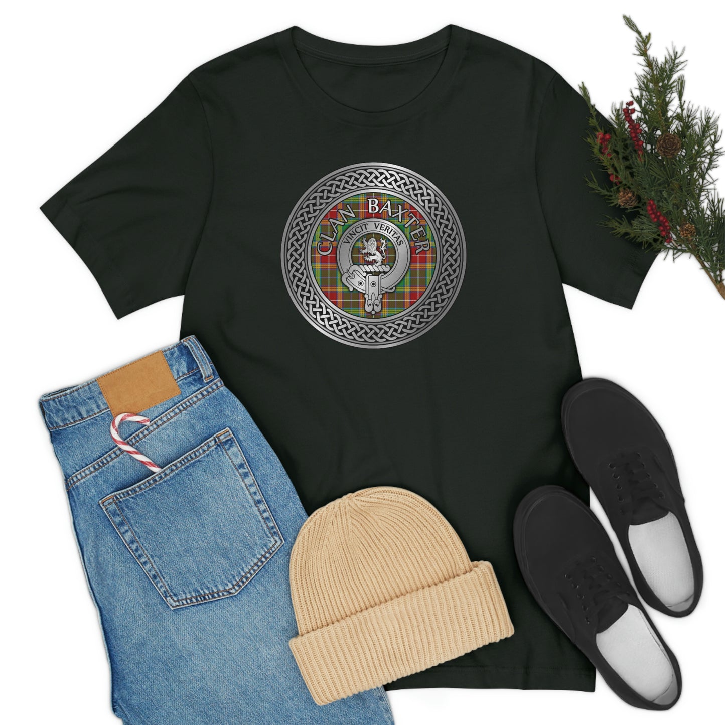 Clan Baxter Tartan & Crest in Celtic Knot T-Shirt