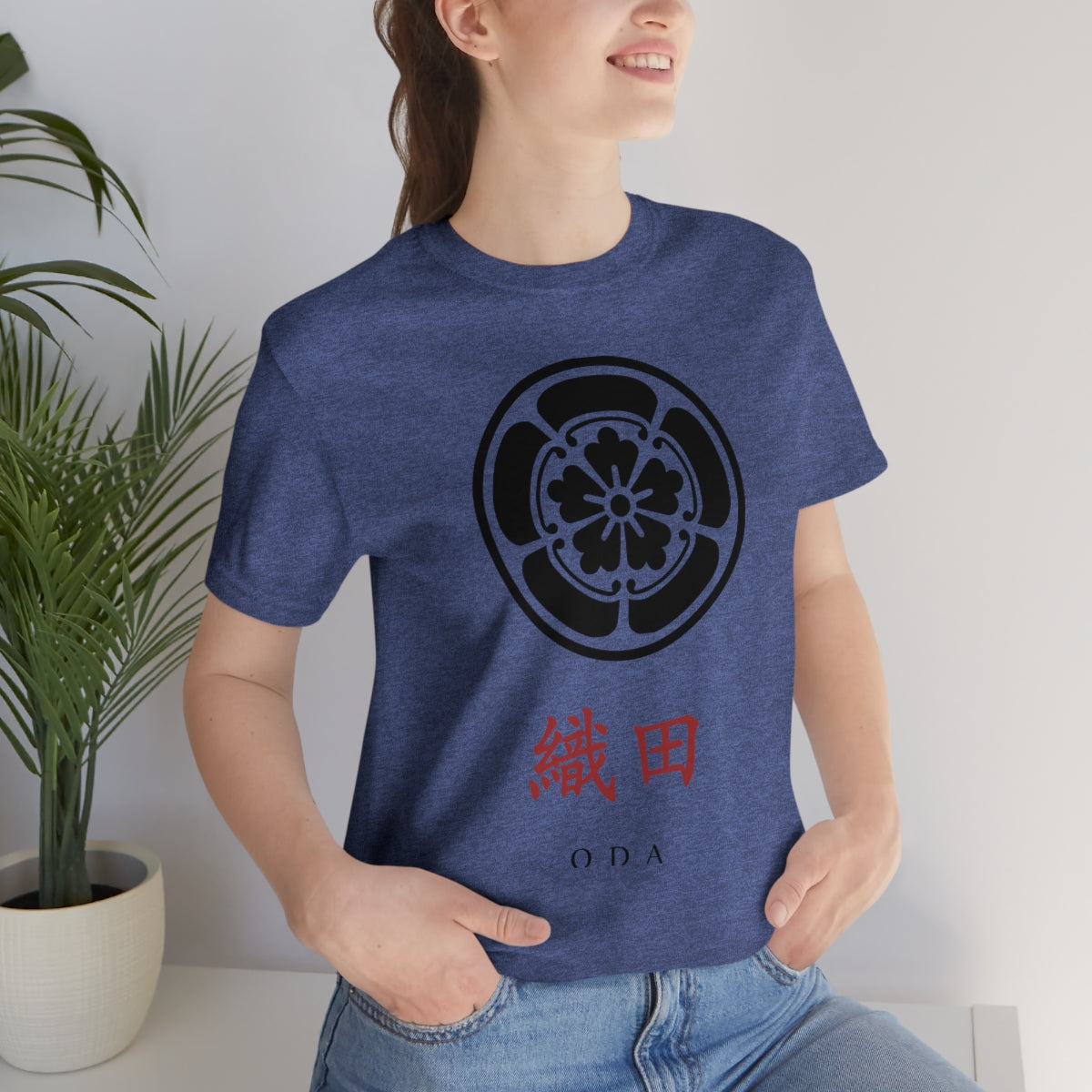 Oda Clan Crest (Kamon) Unisex Tee