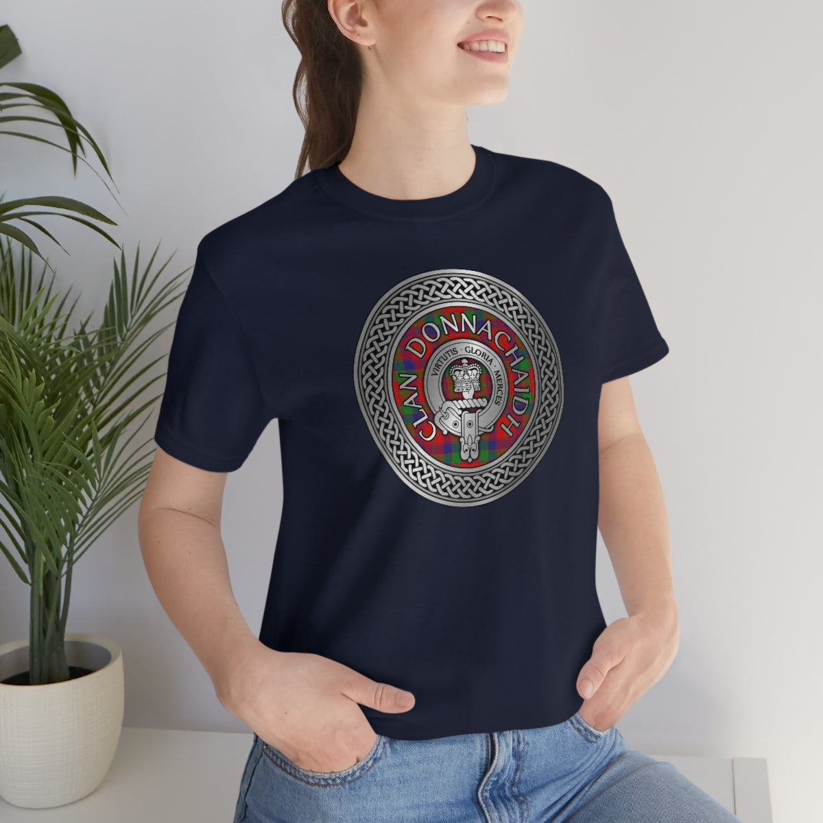 Clan Donnachaidh (Robertson) Crest & Tartan in Celtic Knot T-Shirt