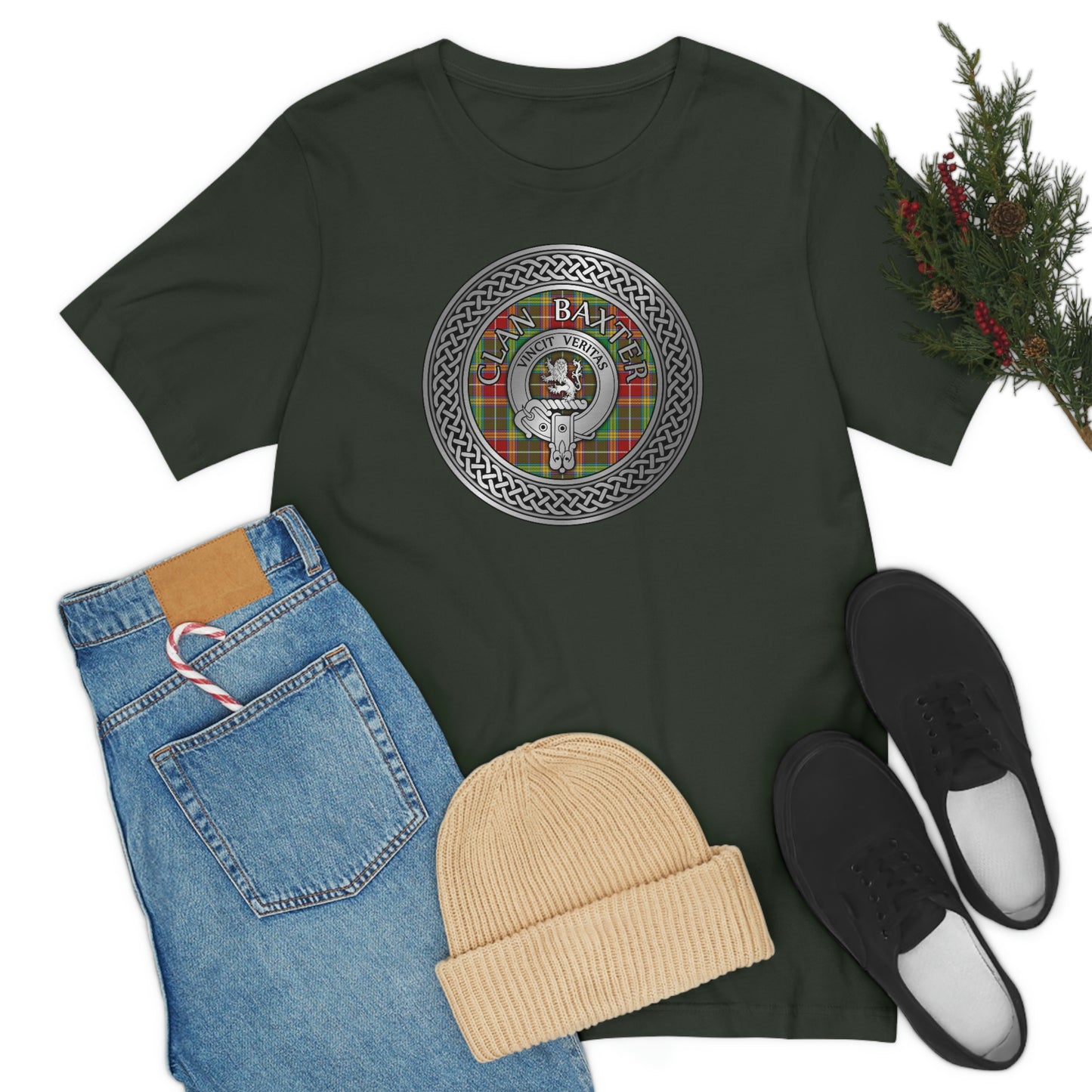 Clan Baxter Tartan & Crest in Celtic Knot T-Shirt