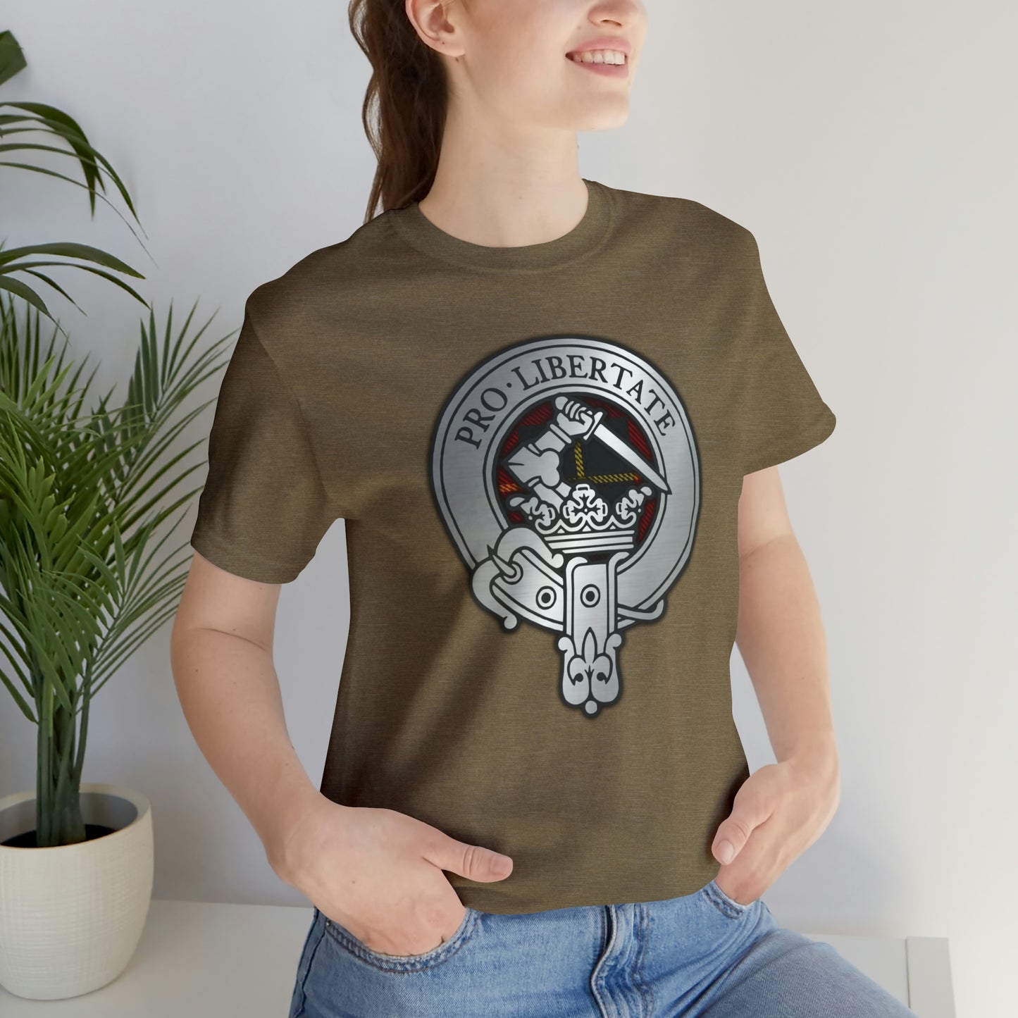 Clan Wallace Crest & Tartan | Unisex T-Shirt