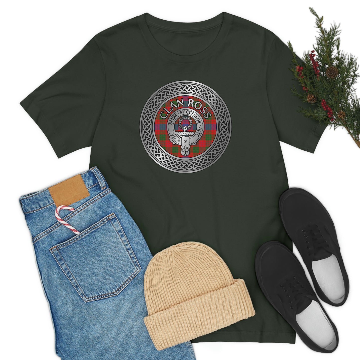 Clan Ross Tartan & Crest in Celtic Knot T-Shirt