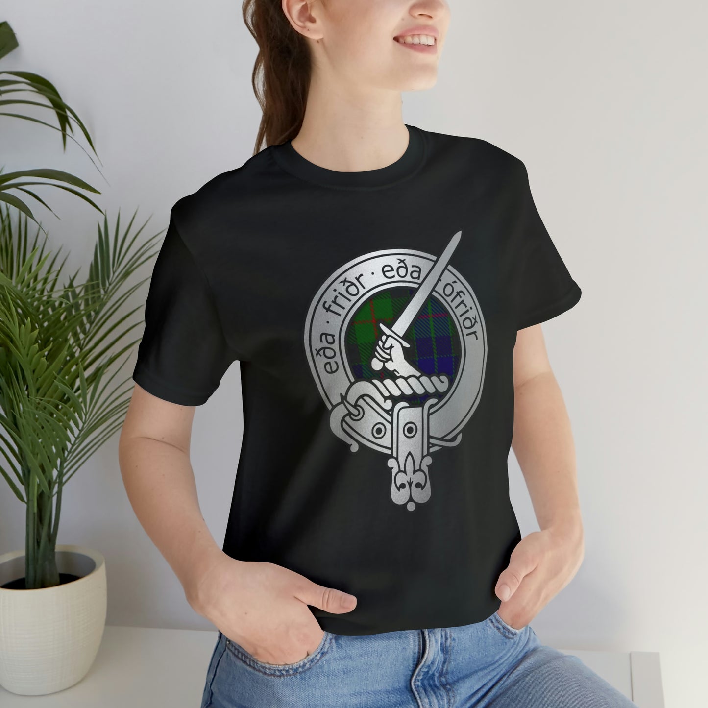 Clan Gunn Crest & Tartan | Unisex T-Shirt