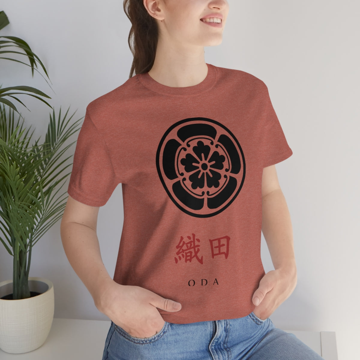 Oda Clan Crest (Kamon) Unisex Tee