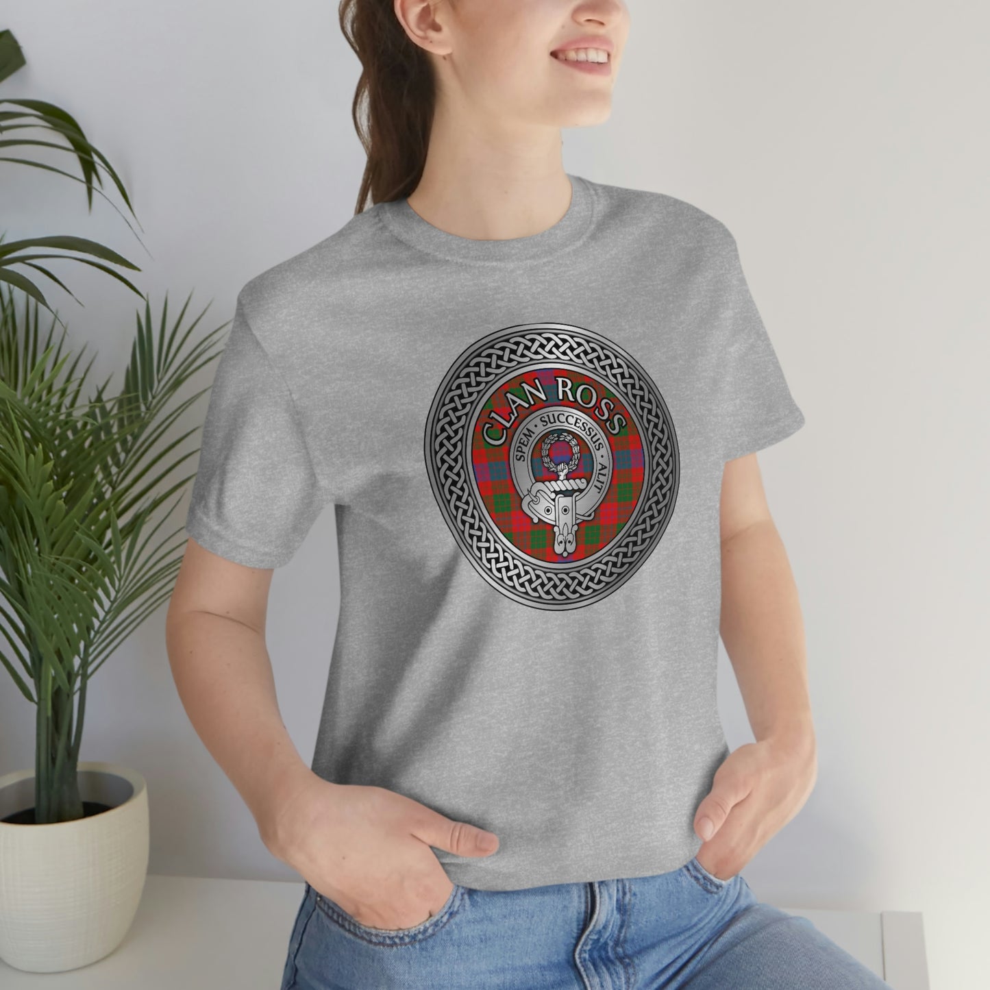 Clan Ross Tartan & Crest in Celtic Knot T-Shirt