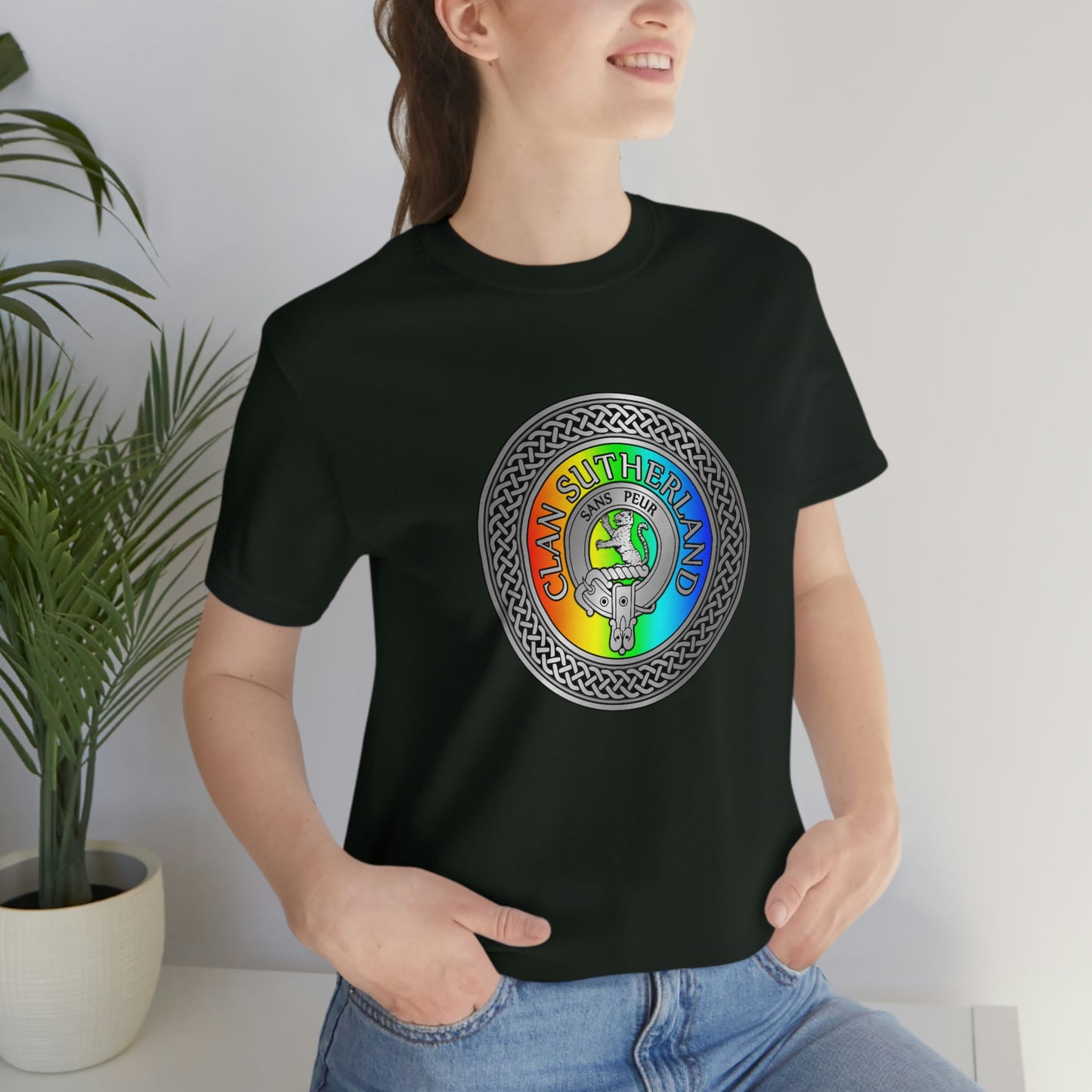 Clan Sutherland Crest & Rainbow Knot T-Shirt