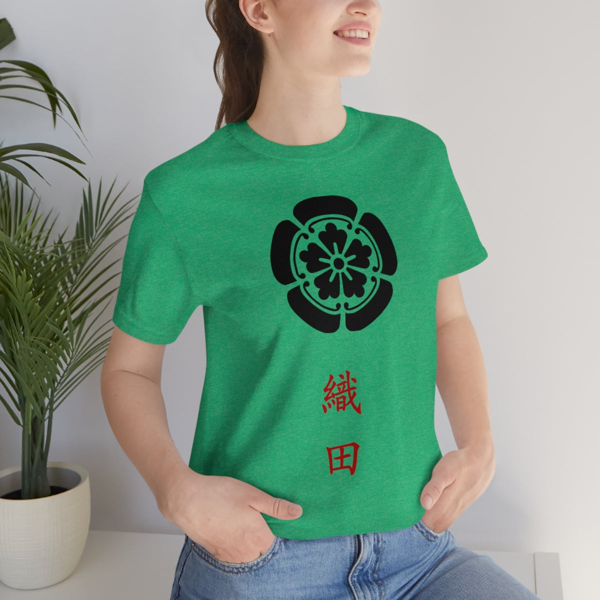 Oda Clan Crest (Kamon) Unisex Tee