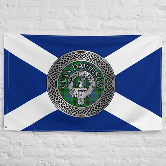 Clan Davidson Crest & Tartan Knot on Scottish Saltire Flag