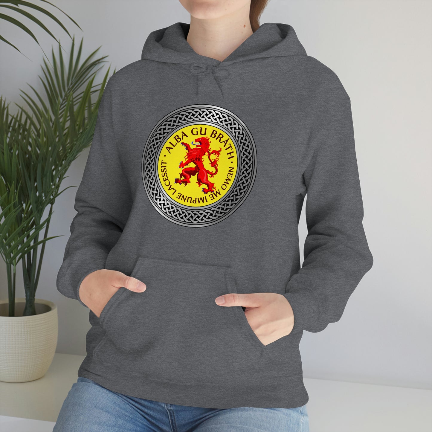 Alba Gu Brath Lion Rampant Knot Unisex Heavy Blend™ Hooded Sweatshirt