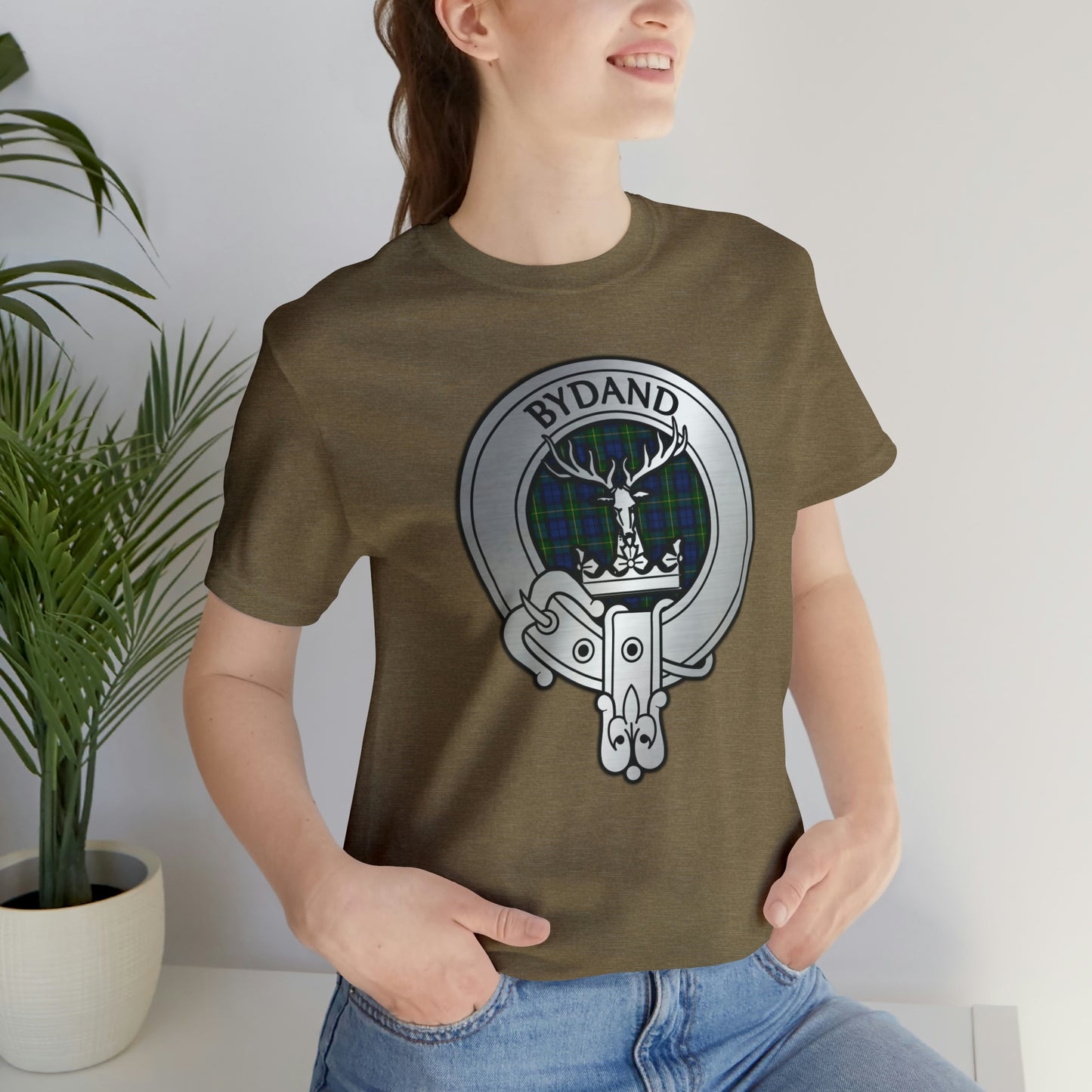 Clan Gordon Crest & Tartan | Unisex T-Shirt