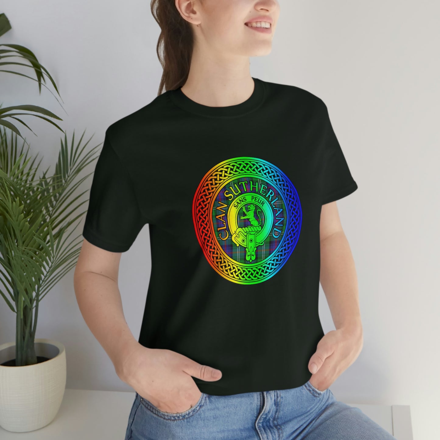 Clan Sutherland Rainbow Crest & Tartan Knot T-Shirt