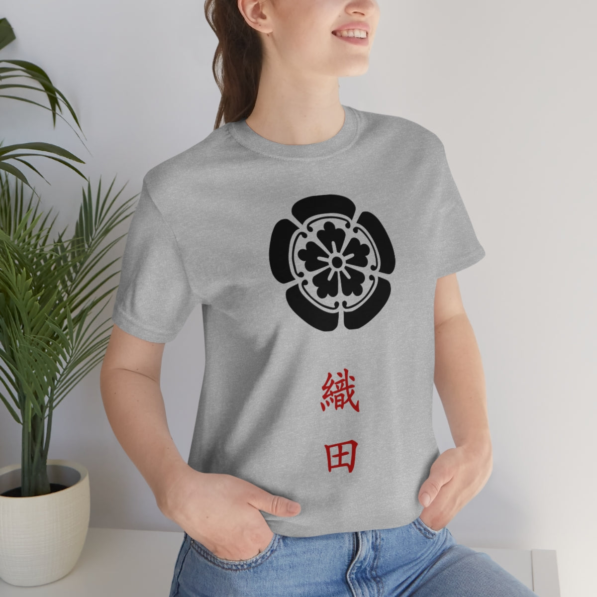 Oda Clan Crest (Kamon) Unisex Tee