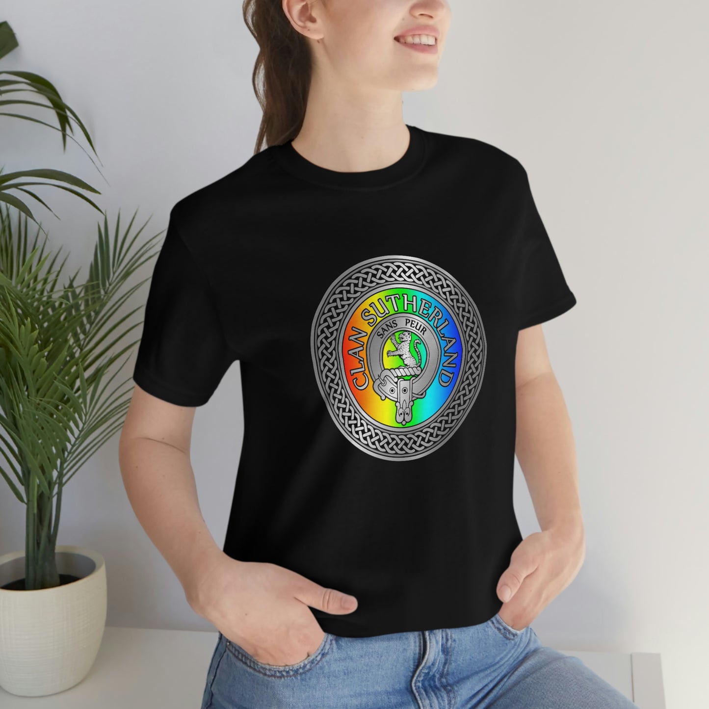 Clan Sutherland Crest & Rainbow Knot T-Shirt