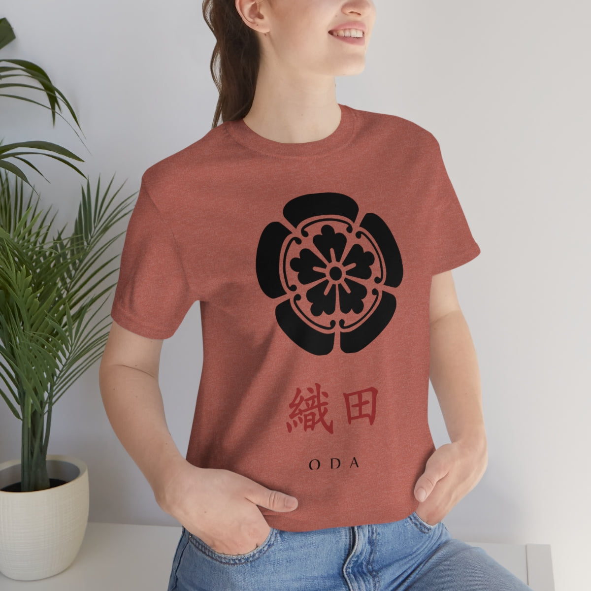 Oda Clan Crest (Kamon) Unisex Tee