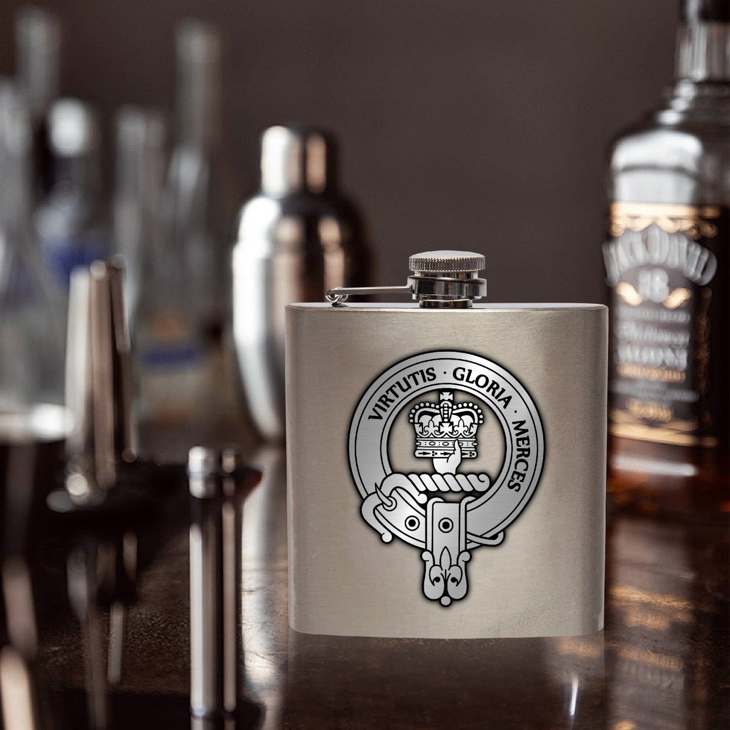 Clan Donnachaidh Crest 6oz Stainless Steel Hip Flask